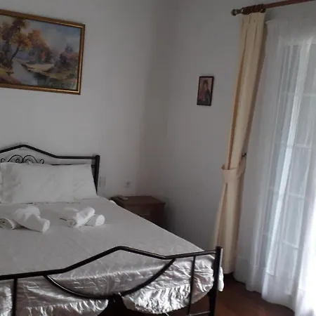 Akaterini *